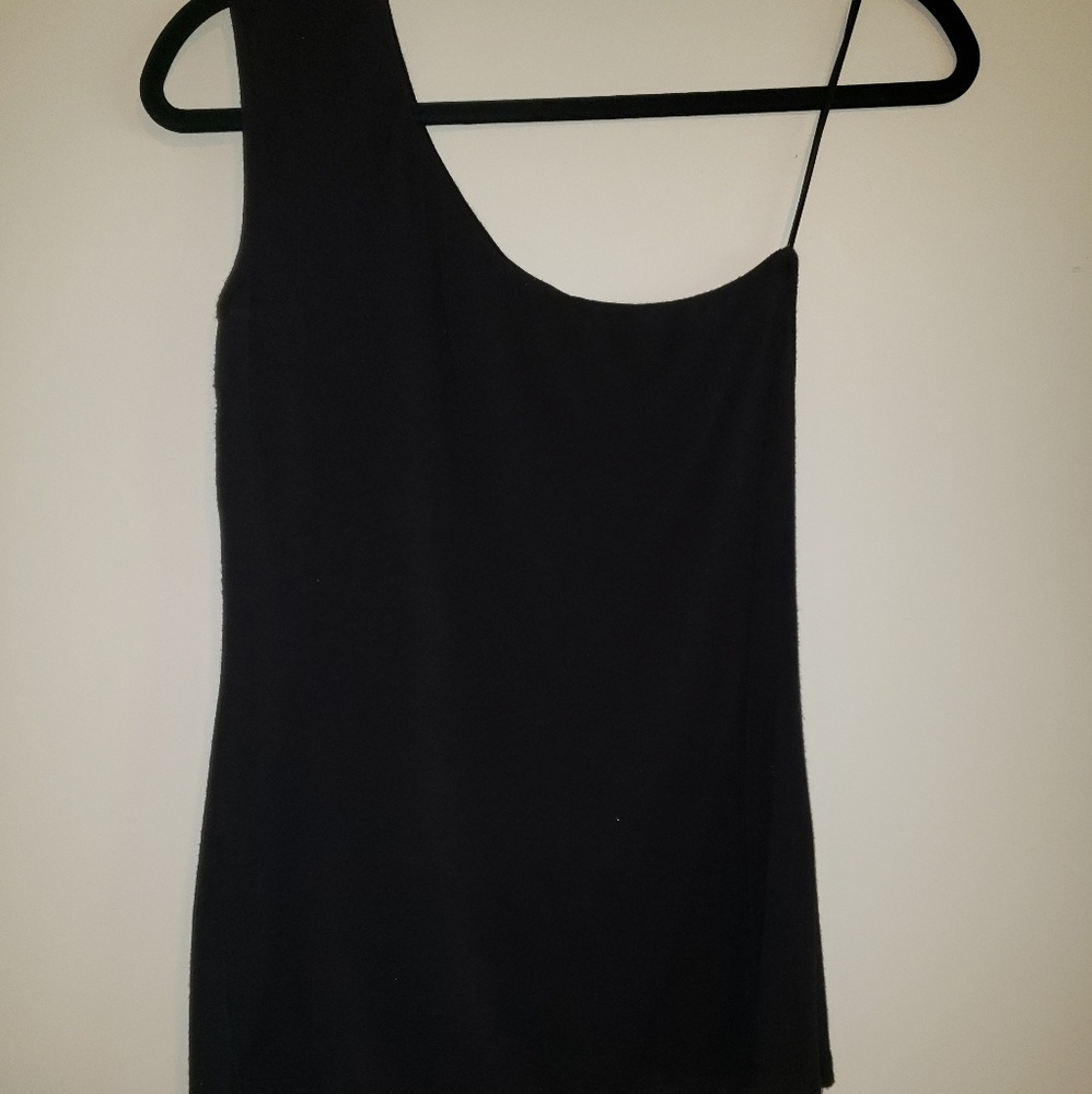 Bobeau One Shoulder